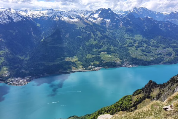 Zurich Guided Hiking Day Trip on Leistkamm Ridge