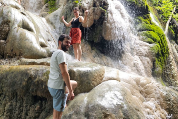 Chiang Mai : Bua Thong Sticky Waterfall and Huge Cave Tour