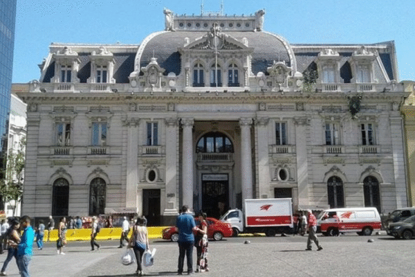 Transfer and Santiago City Tour: Cruise Port to Vibrant Capital