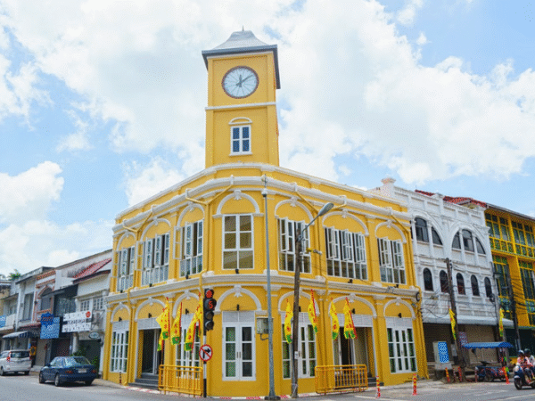 Phuket Introduction Tour with Hotel Pick Up