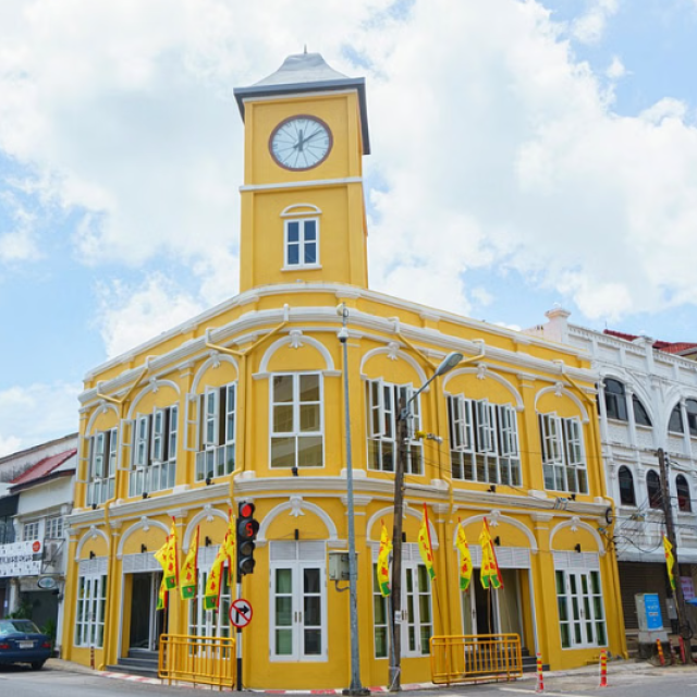 Phuket Introduction Tour with Hotel Pick Up