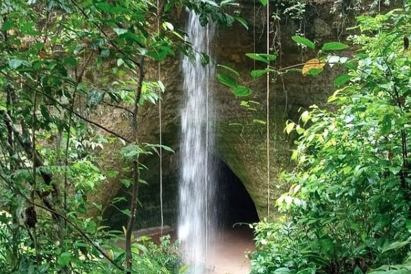 Amazon Waterfalls Presidente Figueiredo