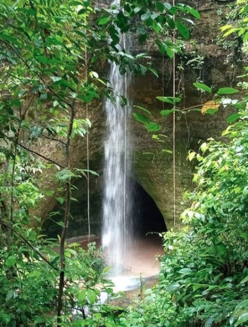 Amazon Waterfalls Presidente Figueiredo