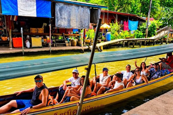 Bangkok: Floating Market, Maeklong Train Market & Dragon Temple