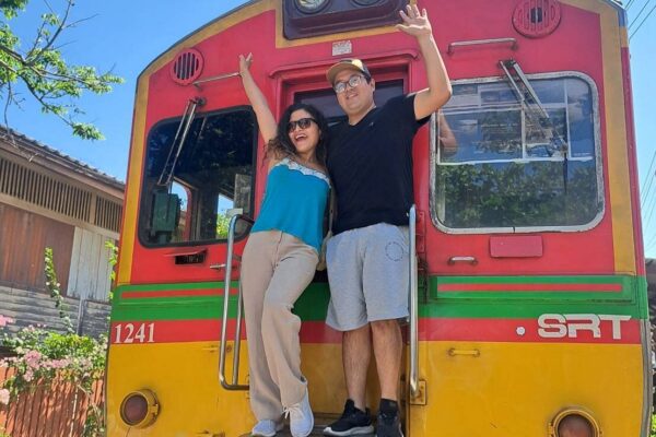 Bangkok: Floating Market, Maeklong Train Market & Dragon Temple