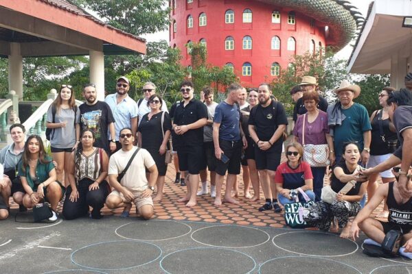 Bangkok: Floating Market, Maeklong Train Market & Dragon Temple