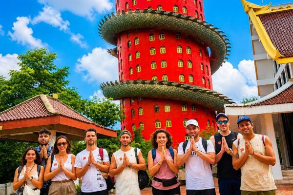 Bangkok: Floating Market, Maeklong Train Market & Dragon Temple