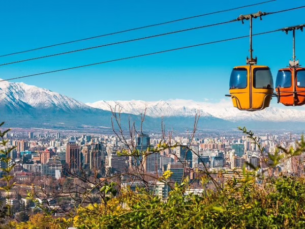 Santiago Skyline: Cable Car & San Cristobal Walking Tour